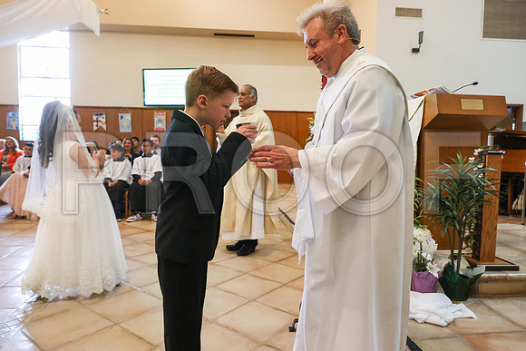 SFX_1stCommunion_5669_05-04-24
