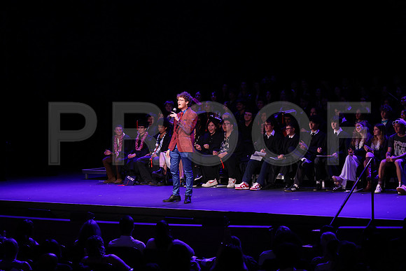 6722_OakwoodGrad2024_B