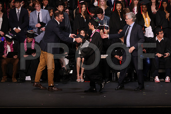 6998_OakwoodGrad2024_B
