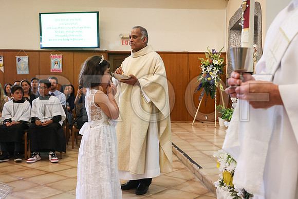 SFX_1stCommunion_5623_05-04-24