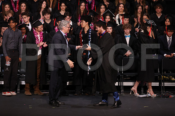 6956_OakwoodGrad2024_B