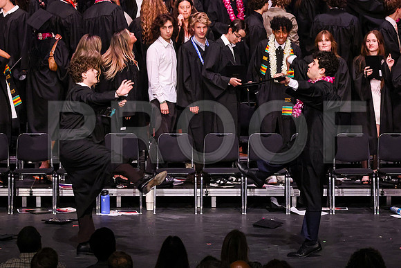 Oakwood_3927-B_Grad_6-5-25