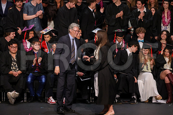 7061_OakwoodGrad2024_B