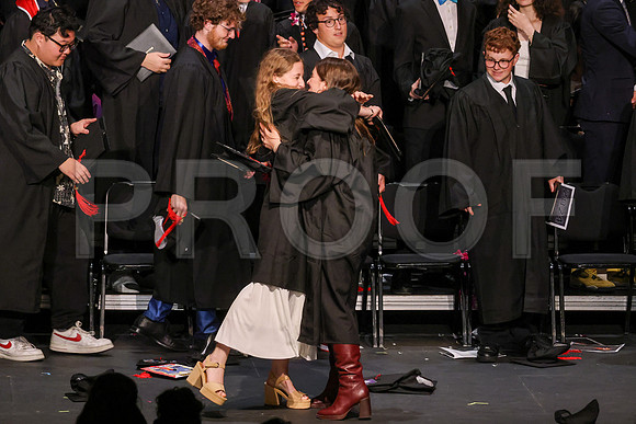 7226_OakwoodGrad2024_B