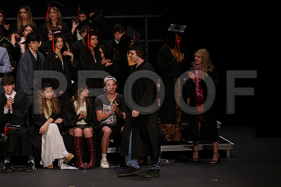 7014_OakwoodGrad2024_B
