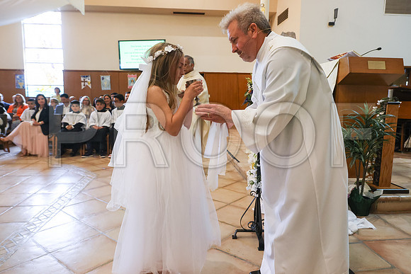 SFX_1stCommunion_5646_05-04-24