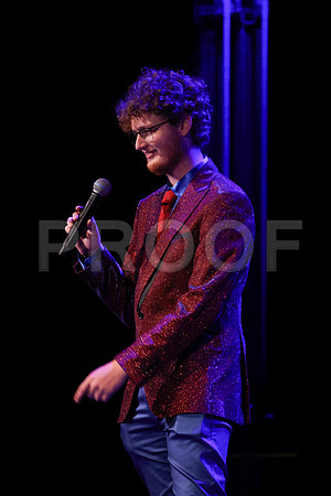 6705_OakwoodGrad2024_B