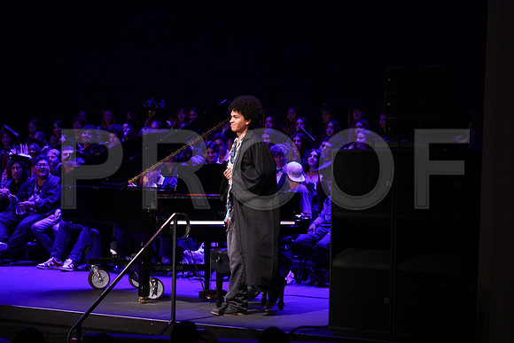 6773_OakwoodGrad2024_B