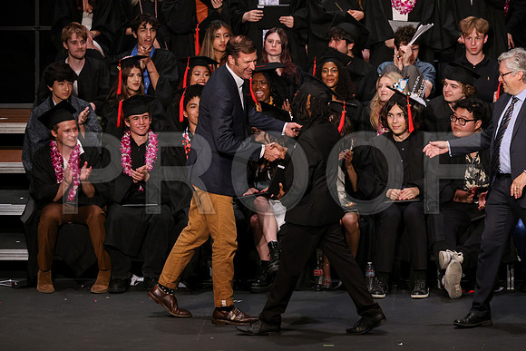 7153_OakwoodGrad2024_B