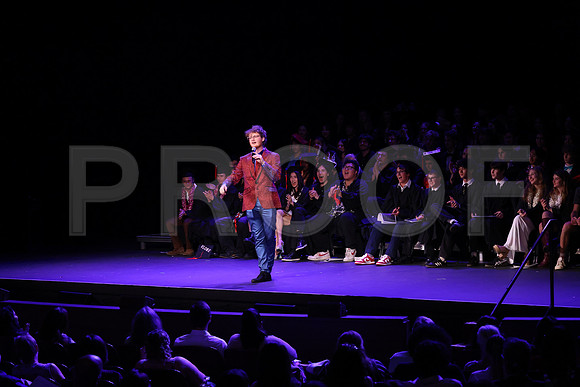 6723_OakwoodGrad2024_B