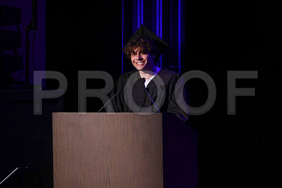 6765_OakwoodGrad2024_B