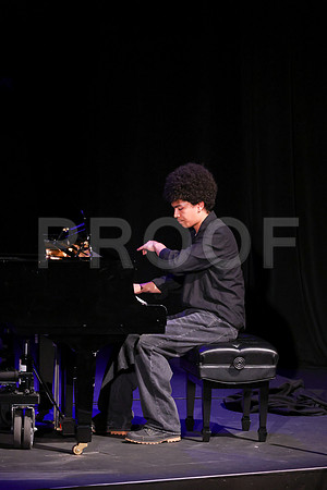 6805_OakwoodGrad2024_B