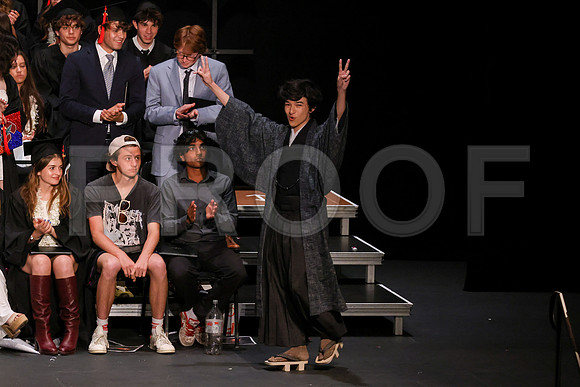 7046_OakwoodGrad2024_B