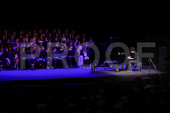 6786_OakwoodGrad2024_B