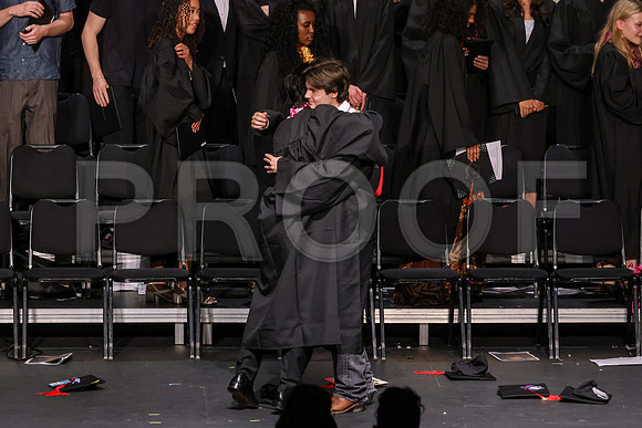 7249_OakwoodGrad2024_B