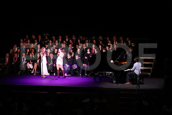6447_OakwoodGrad2024_B