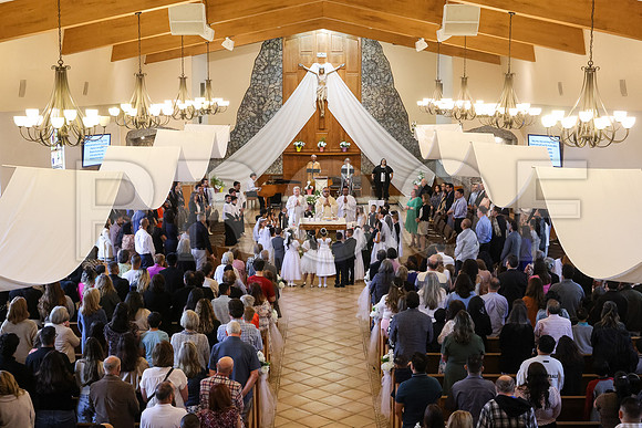 SFX_1stCommunion_5541_05-04-24