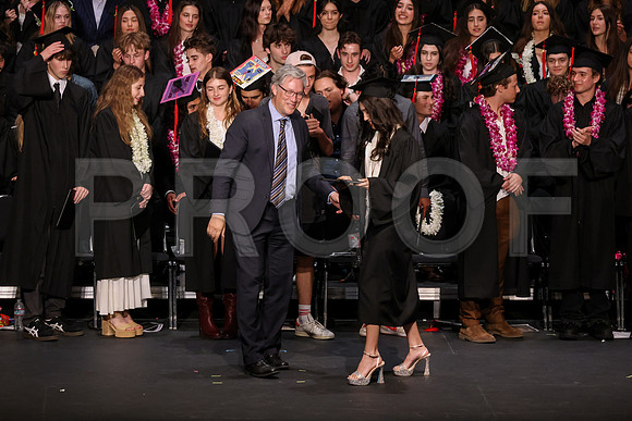 6967_OakwoodGrad2024_B