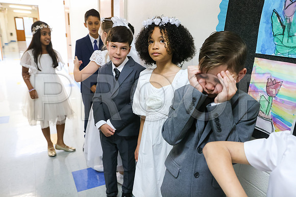 SFX_1stCommunion_5338_05-04-24