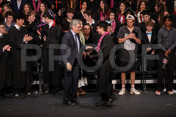 6977_OakwoodGrad2024_B