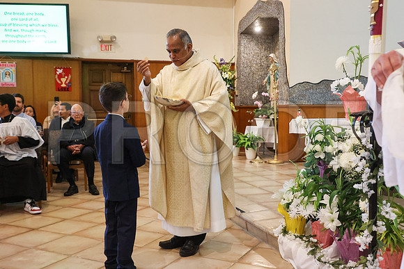 SFX_1stCommunion_5708_05-04-24