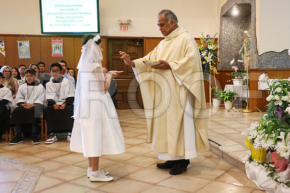 SFX_1stCommunion_5656_05-04-24