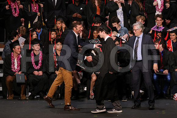 7113_OakwoodGrad2024_B