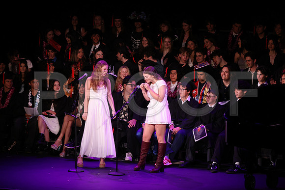 6449_OakwoodGrad2024_B