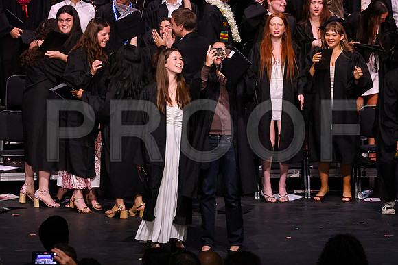 Oakwood_3908-B_Grad_6-5-25