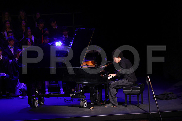 6777_OakwoodGrad2024_B