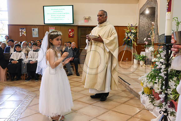 SFX_1stCommunion_5595_05-04-24